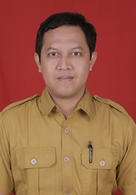 Nova R. W., S.Pd.